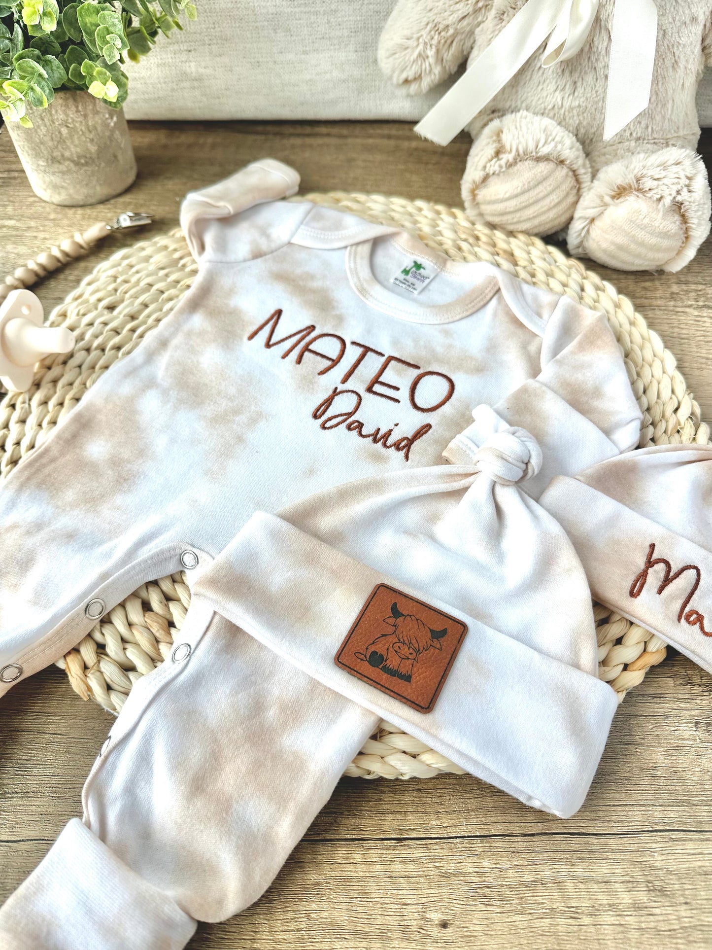 Newborn Tie Dye Set in Latte
